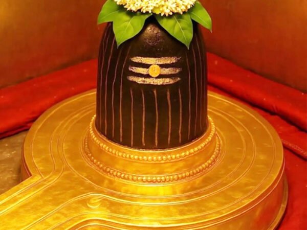 Kashi Vishwanath Tour Package – 3 Days (Premium)